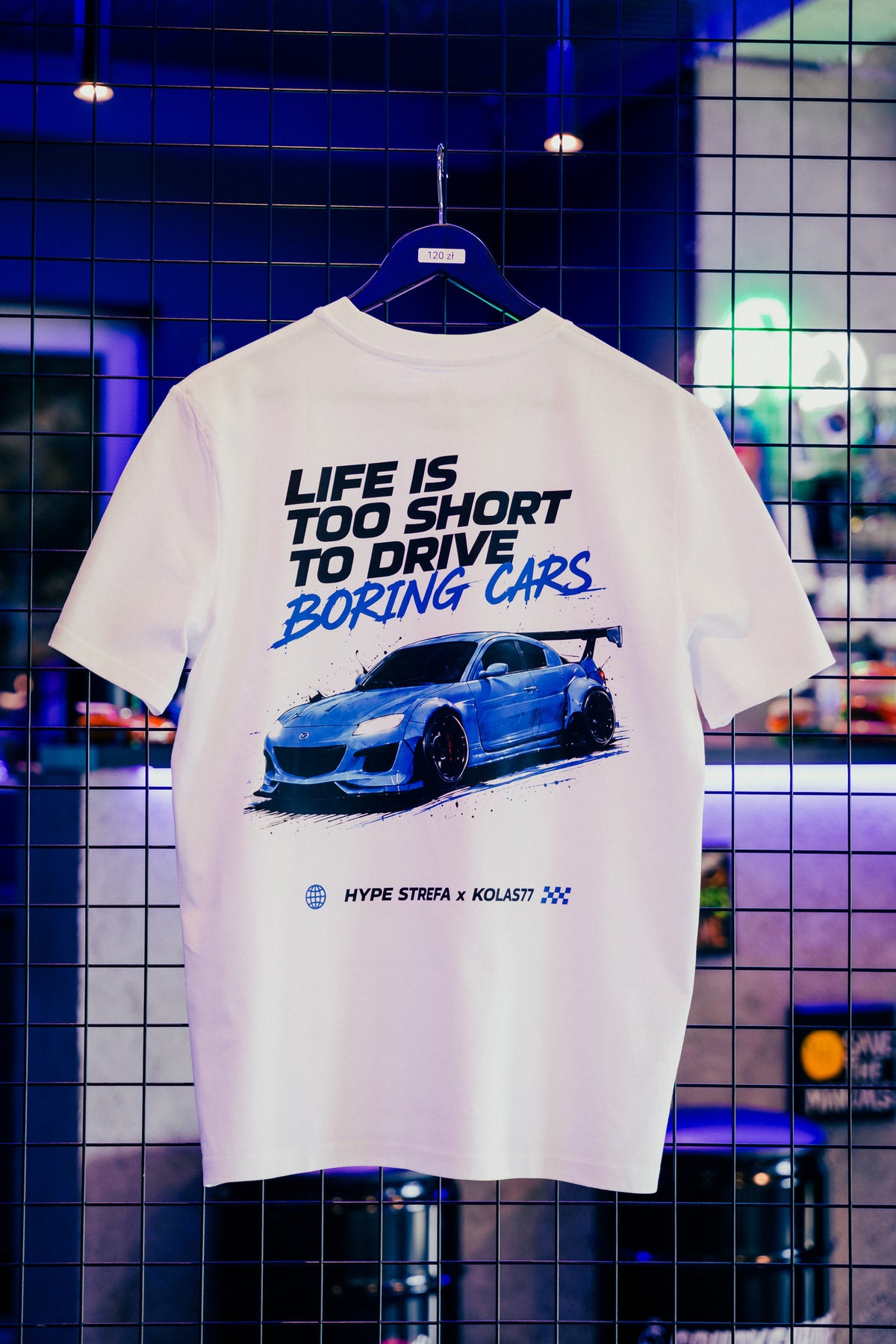 T-shirt Hype Strefa x Kolas77 biały